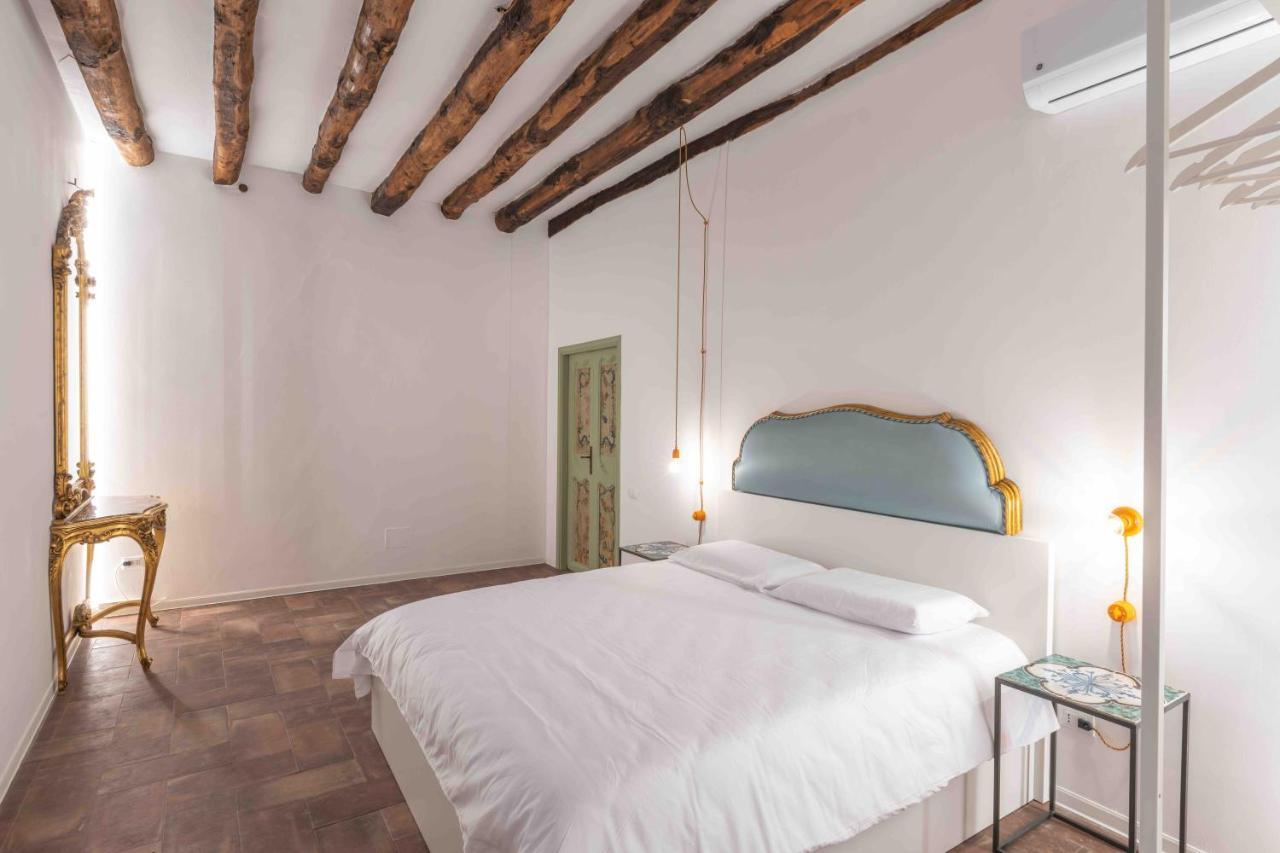 Calderai 82 Suites 1 E 2 - Palermo — Foto 1